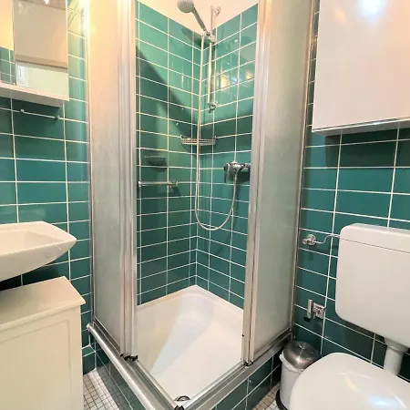 App 549 - Strandlage Lejlighed